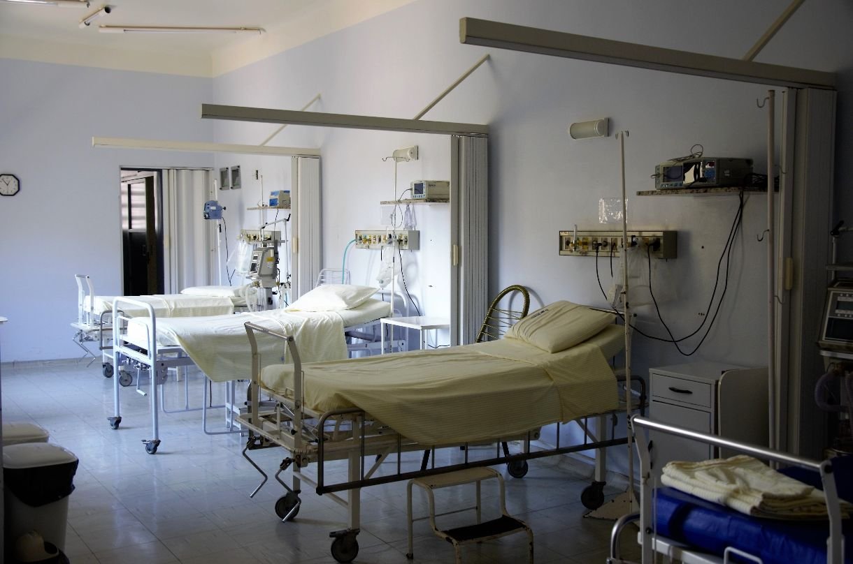 Hospital público não indenizará paciente que sofreu hemorragia gastrointestinal